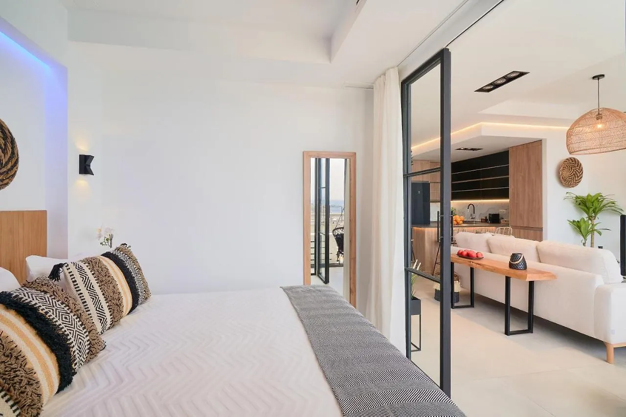 Pura Vida Luxury Apartment With Jacuzzi Torremolinos Spain