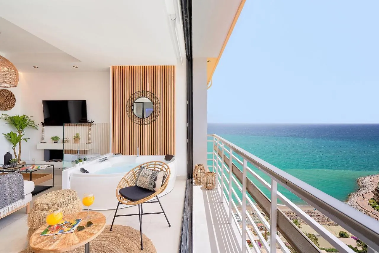 Pura Vida Luxury Apartment With Jacuzzi Torremolinos