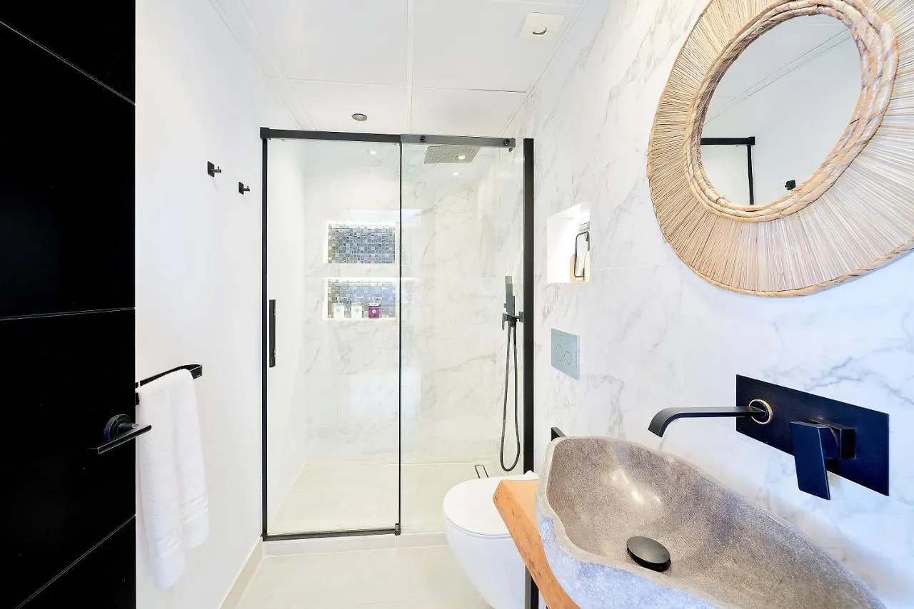 Pura Vida Luxury Apartment With Jacuzzi Torremolinos 0*,  Spain
