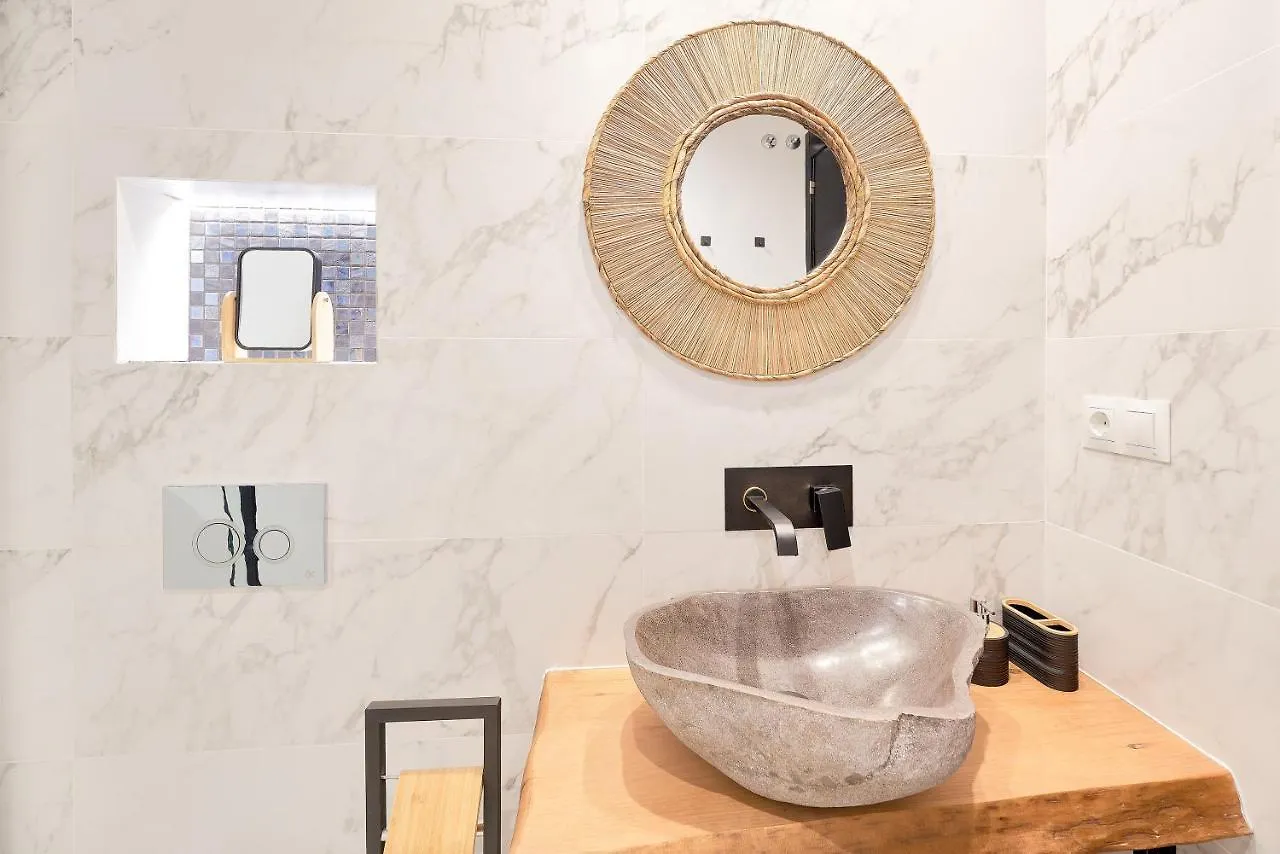 Pura Vida Luxury Apartment With Jacuzzi Torremolinos Spain