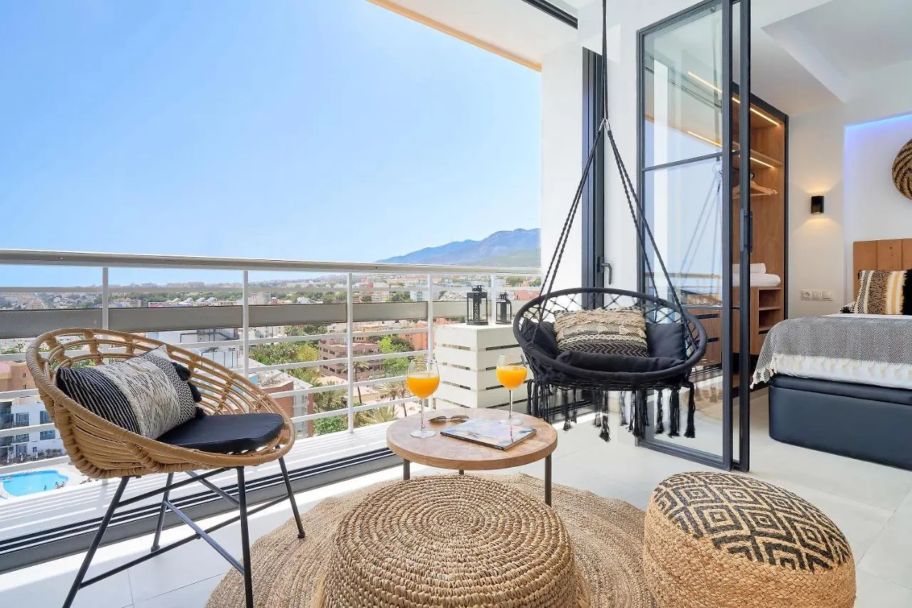Pura Vida Luxury Apartment With Jacuzzi Torremolinos Spain