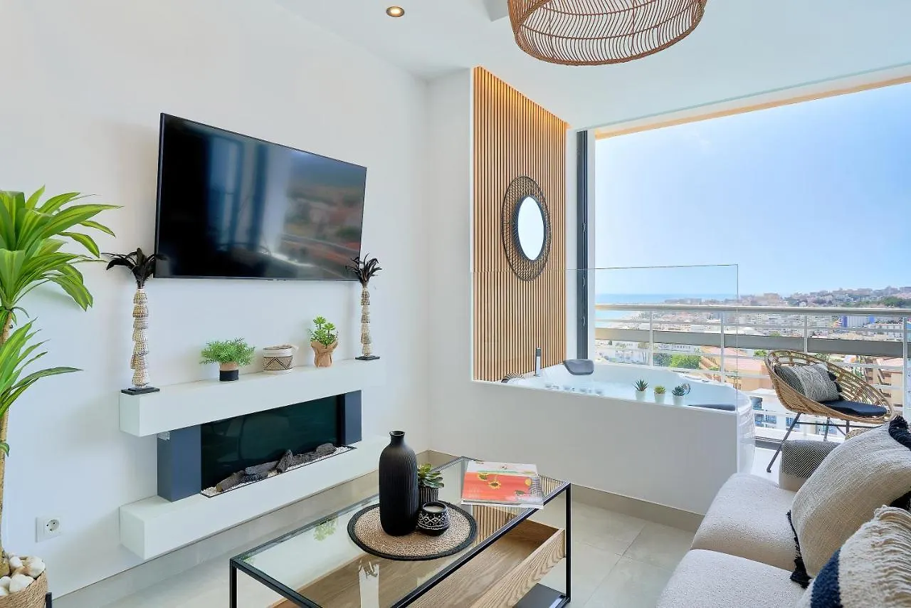 Pura Vida Luxury Apartment With Jacuzzi Torremolinos