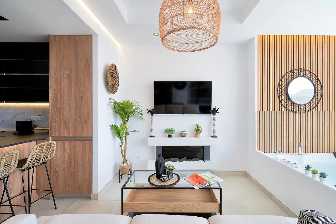 Pura Vida Luxury Apartment With Jacuzzi Torremolinos