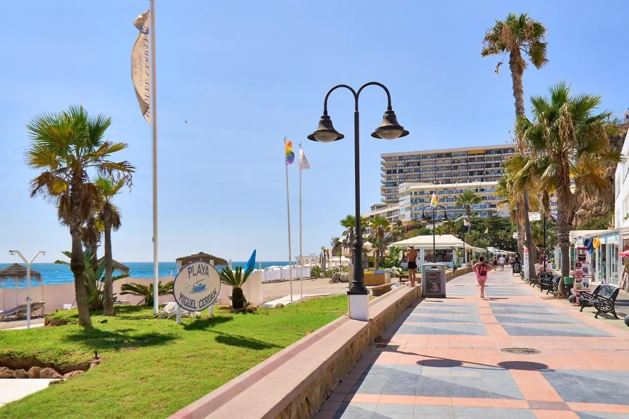 Pura Vida Luxury Apartment With Jacuzzi Torremolinos